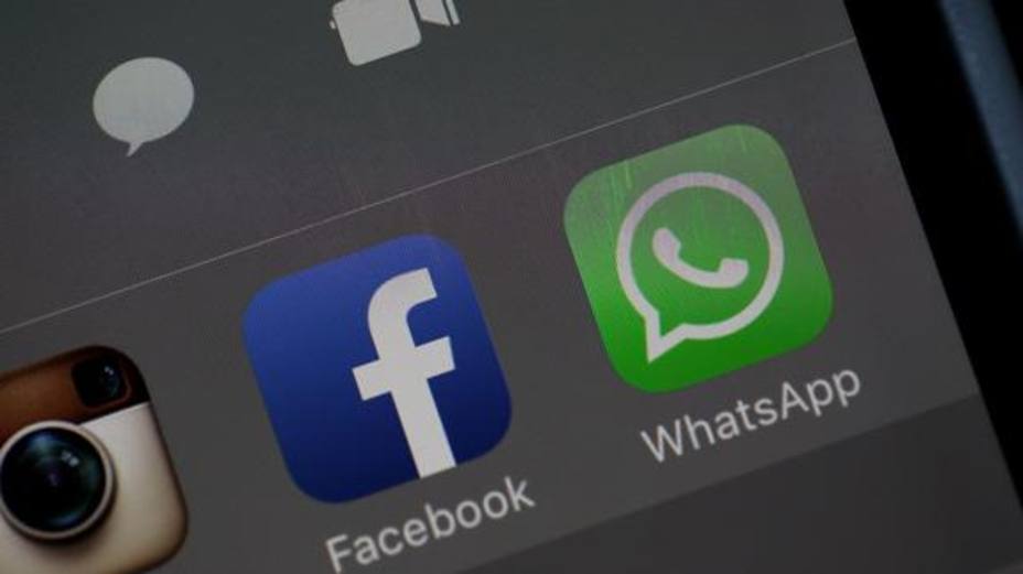 España multa a Whatsapp y Facebook por tratar datos personales sin consentimiento