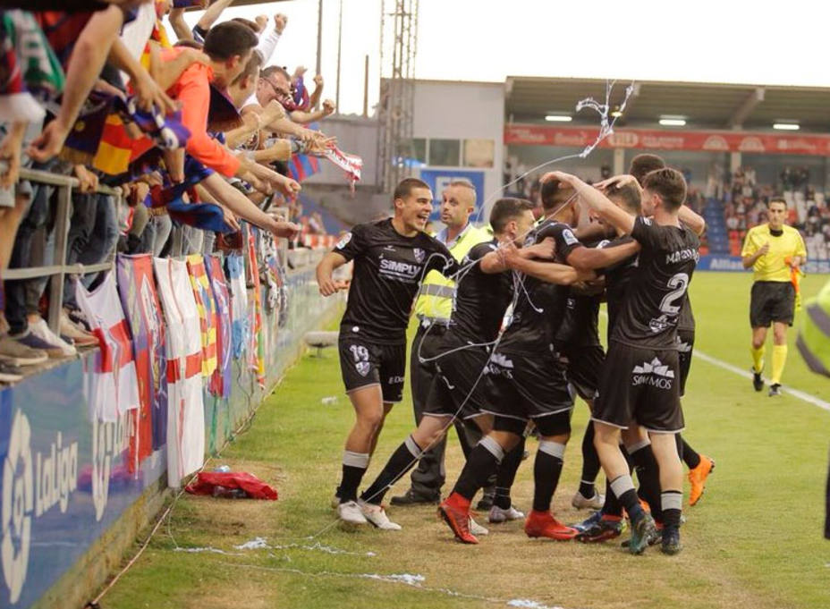 El Huesca, nuevo equipo de Primera División (@SDHuesca)