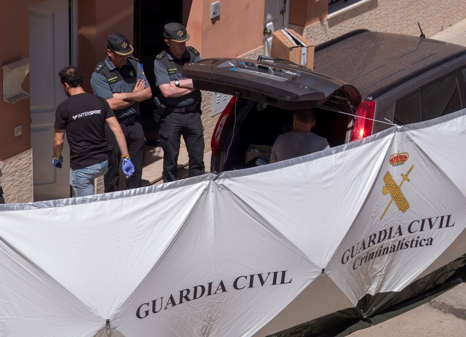 Un hombre supuestamente mata a su mujer en Lepe (Huelva) y se da a la fuga