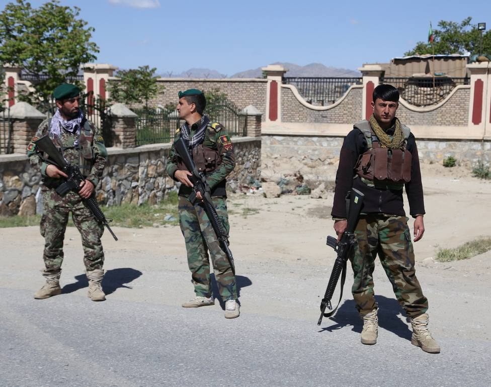 Al menos seis heridos en un ataque con coche bomba a la residencia del ministro de Defensa afgano