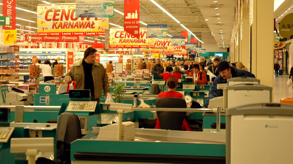 La reacción de un español con lo que se encuentra en un supermercado en Polonia: “Están en 2050”