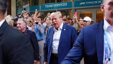 Donald Trump, espectador de lujo en el Gran Premio de Miami de F1. CORDONPRESS
