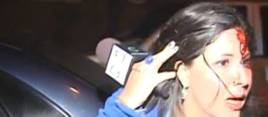 La reportera agredida en un momento del vídeo. www.canalrcnmsn.com