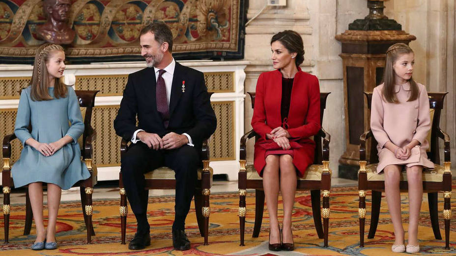 Felipe VI en su 50 cumpleaños impone hoy el Toisón a la Princesa Leonor