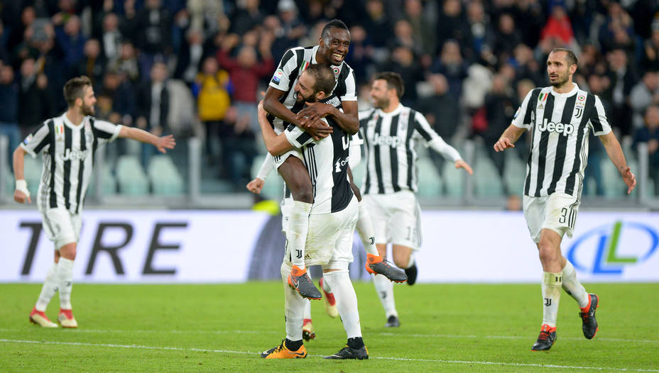 Higuaín celebra el segundo gol de la Juventus (Reuters)