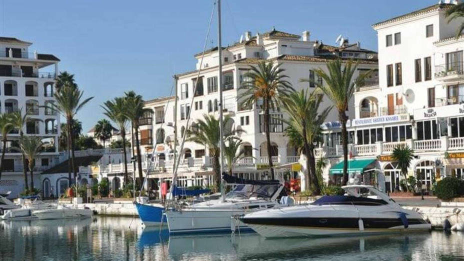 Los Tedax explosionan un paquete encontrado en una urbanización de Marbella