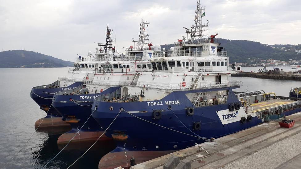 Los remolcadores están atracados en una zona del puerto interior de Ferrol. FOTO: Autoridad Portuaria