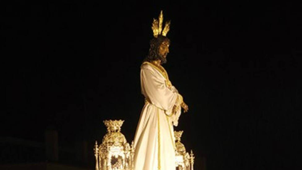 CONCURSO | COPE Málaga saca los tronos a la calle con una gran exposición. Elige la mejor fotografía