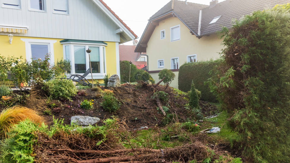 Una familia de Noruega hace obras en el jardín y alucinan por lo que se encuentran: Una gran sorpresa