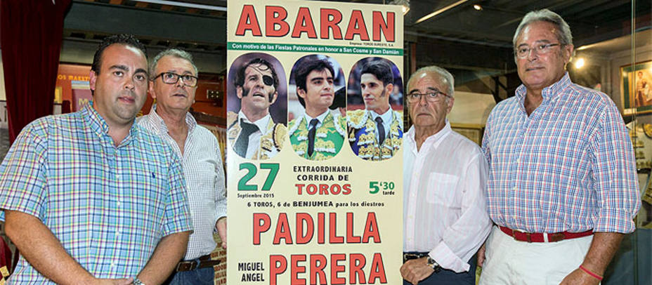 La sede del Club Taurino de Murcia ha acogido este miércoles la presentación de la Feria de Abarán. TOROMEDIA