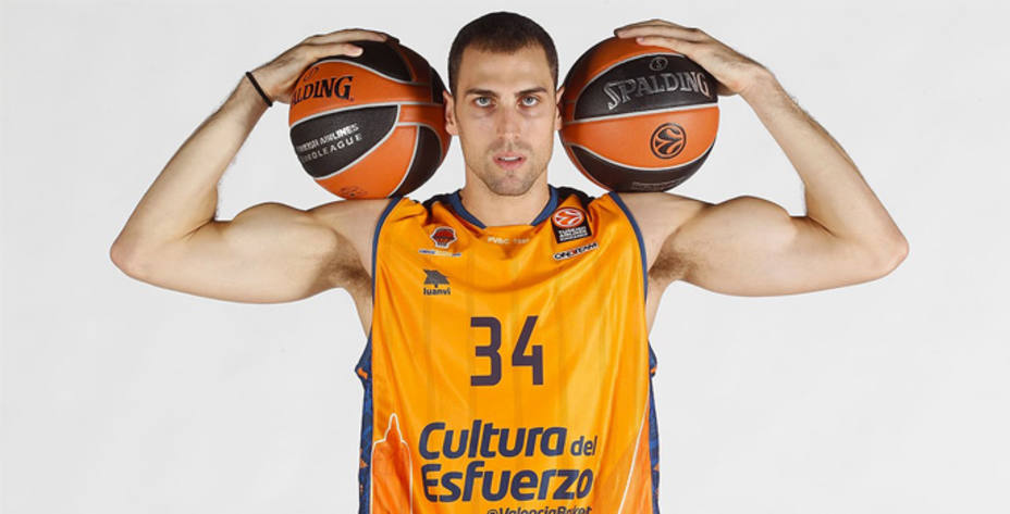 Pablo Aguilar no lucirá la camiseta del Valencia Basket la próxima campaña.