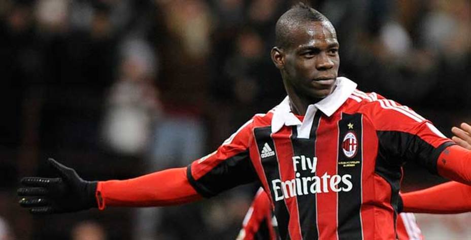 Balotelli salvó un punto para el Milan (Reuters)