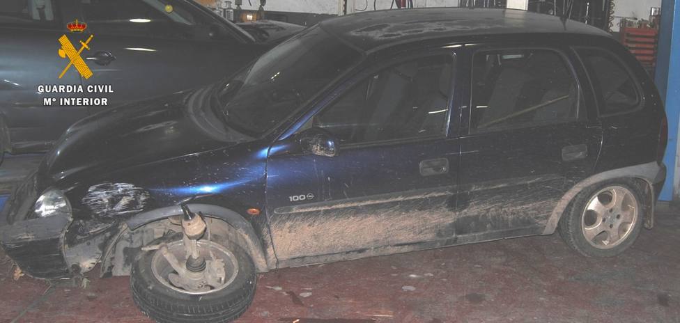 El vehículo fue localizado en un taller de Oviedo