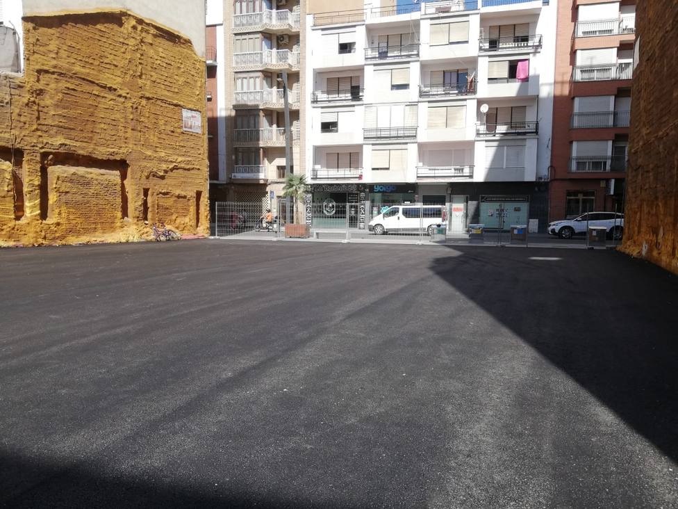 El Ayuntamiento habilita 24 plazas de aparcamiento público junto a la Avenida Juan Carlos I