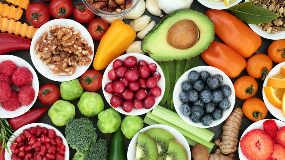 Un estudio desvela el alimento que debes tomar todos los días para reducir el colesterol: en ayunas
