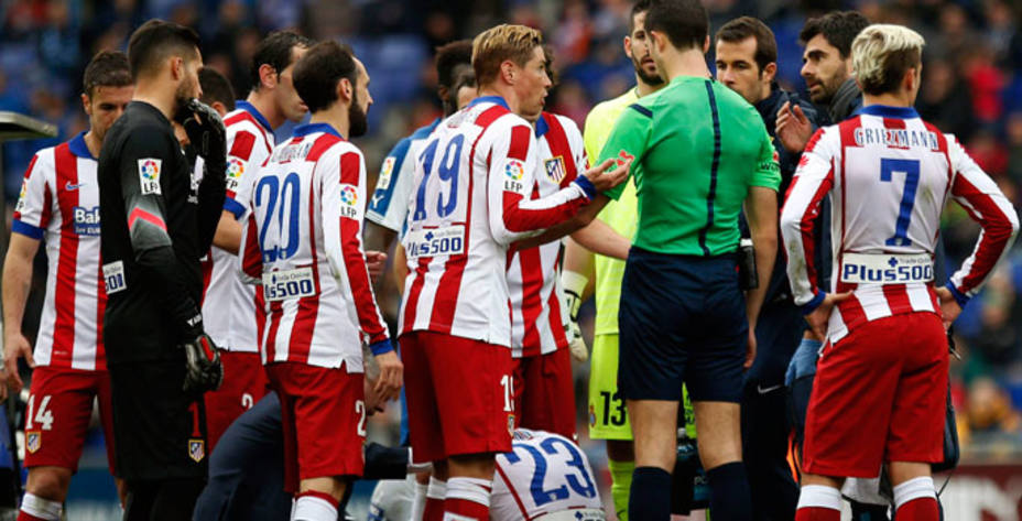 Miranda no jugará los encuentros de Liga ante el Getafe y el Deportivo. Reuters.