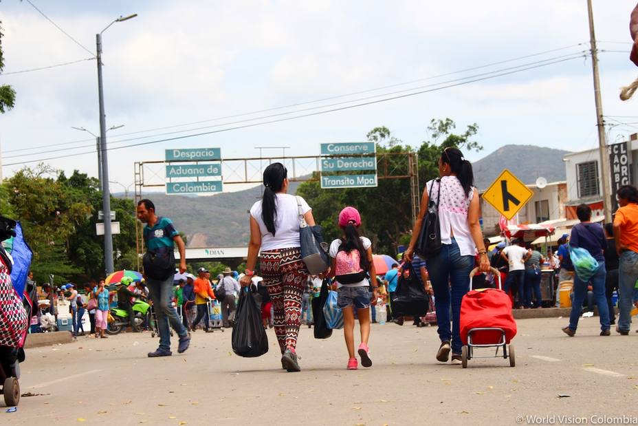 La migración masiva de venezolanos genera escasez de profesionales en varios sectores