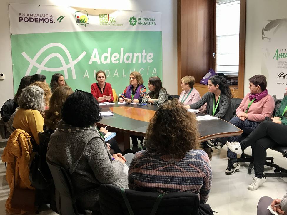Adelante Andalucía se reúne con colectivos de mujeres afectadas por la paralización de subvenciones a sus proyectos