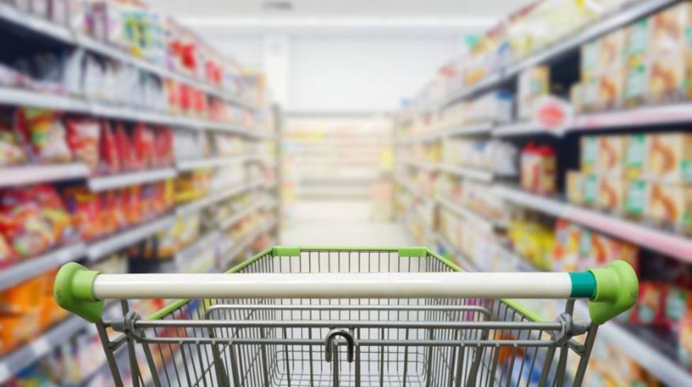 Los trabajadores de los supermercados son los primeros en informar de las precauciones que debemos de adoptar
