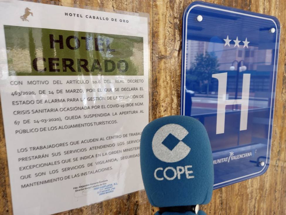 La Linterna de COPE aborda este lunes desde Alicante la crisis del sector turístico