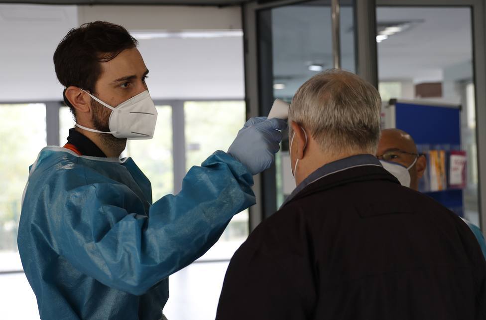 España admitirá las pruebas de antígenos para entrar al país a partir del lunes