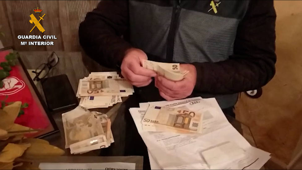 La Guardia Civil interviene más de 3 millones de euros a una organización criminal dedicada al blanqueo de capitales procedente del narcotráfico