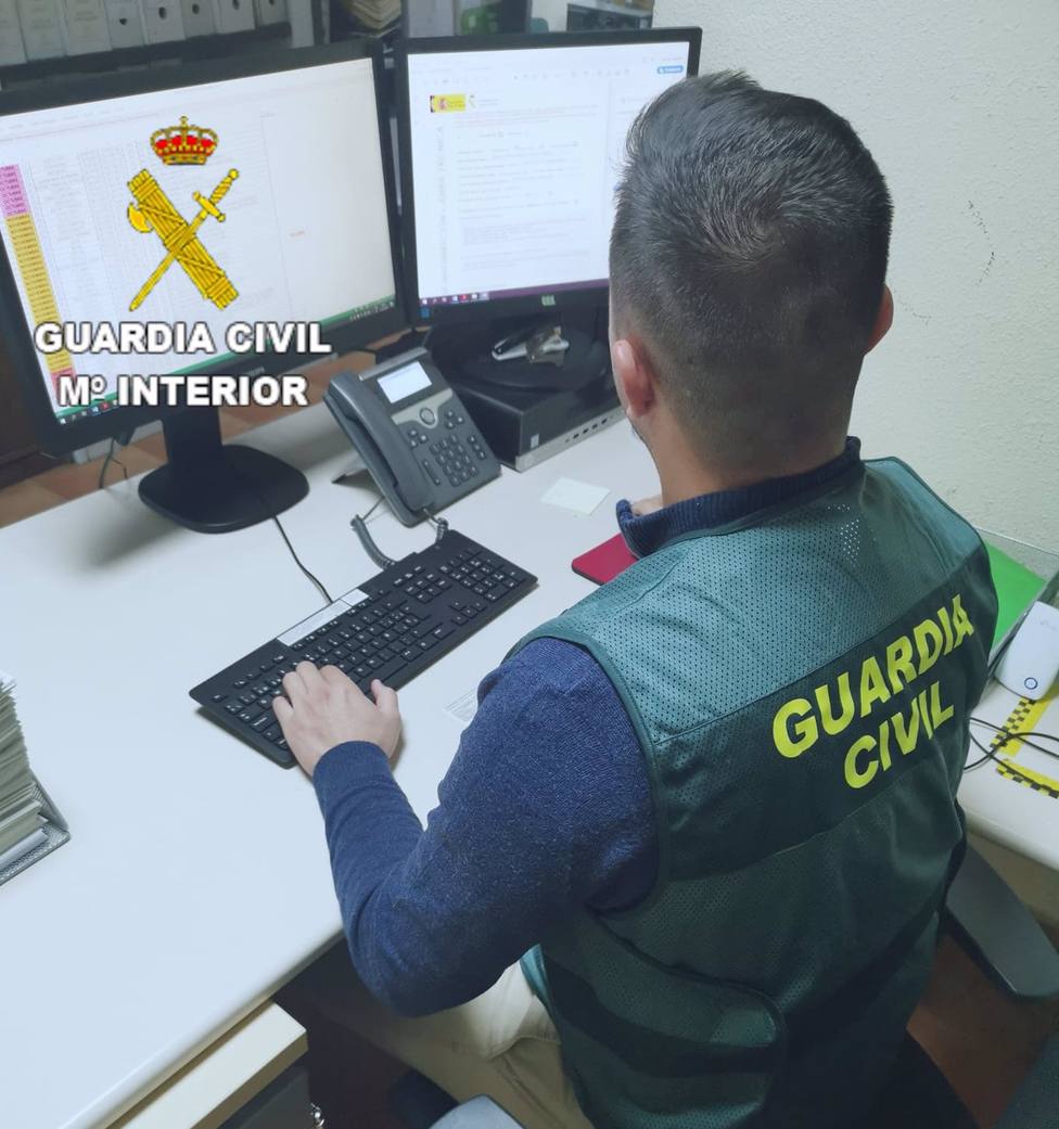 Granada.- Sucesos.- Dos detenidos por el robo de 140 bombonas de butano y propano en gasolineras del Ã¡rea metropolitana