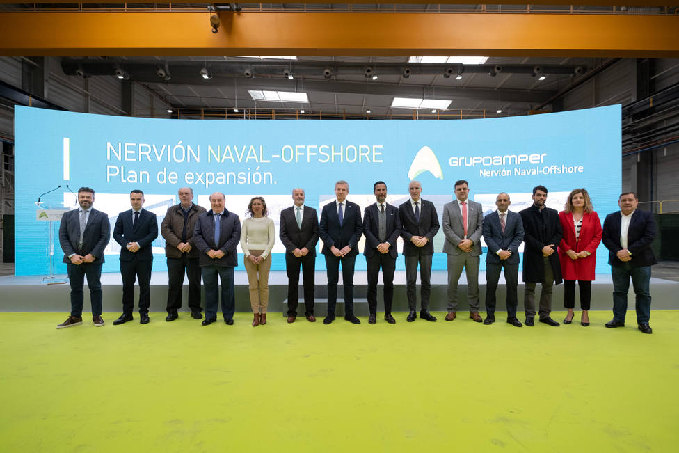 El presidente de la Xunta asistió a la presentación del proyecto Nervion Naval Offshore. FOTO: Xunta