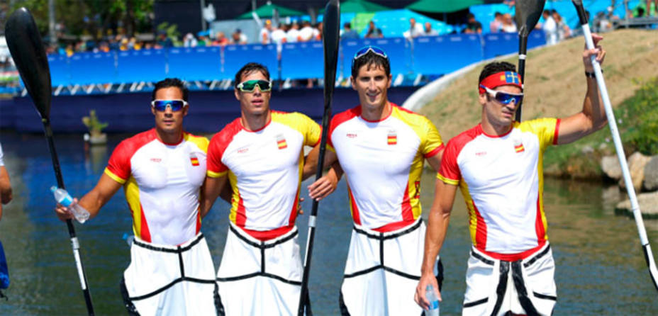 El equipo español de K4 en los Juegos de Río. REUTERS