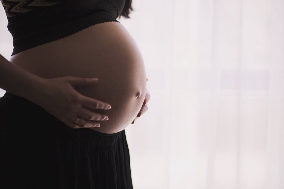 ¿Cómo afecta la listeriosis a las mujeres embarazadas?