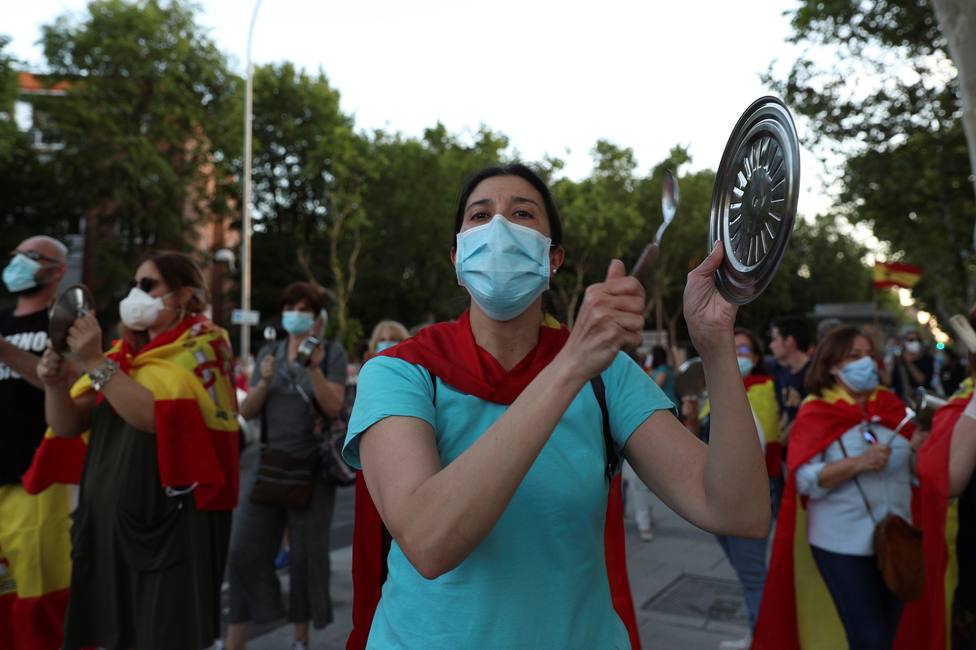 Cacerolada en contra del Gobierno en Madrid