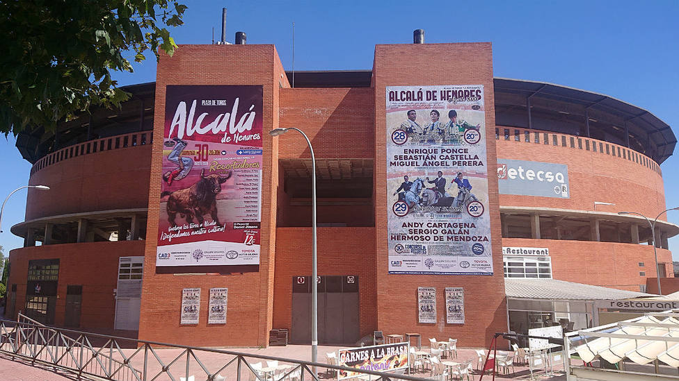 La plaza de toros de La Estudiantil de Alcalá de Henares se queda sin feria taurina