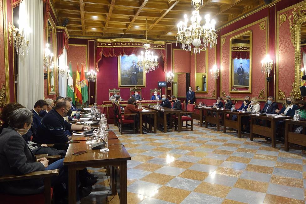 Granada.- El Ayuntamiento abre este viernes el trÃ¡mite para nombrar a Castillo Higueras concejal honorÃ­fico