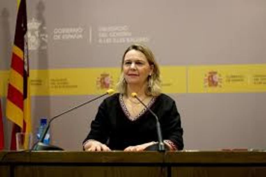 La delegada del Gobierno, María Salom, horrorizada y preocupada por el futuro de España