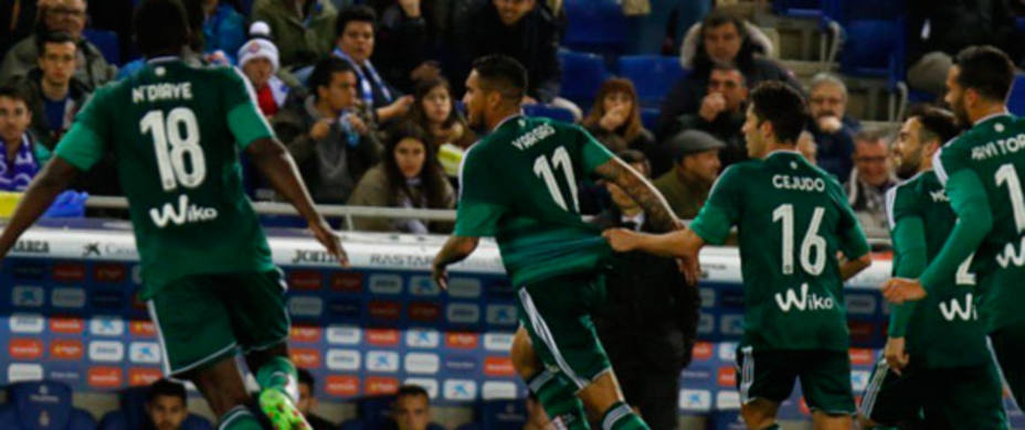 El Betis celebra la goleada ante el Espanyol (FOTO: La Liga)
