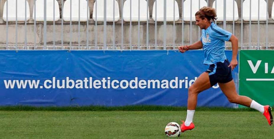El centrocampista italiano del Atlético de Madrid, Alessio Cerci, entrenando con su nuevo equipo.