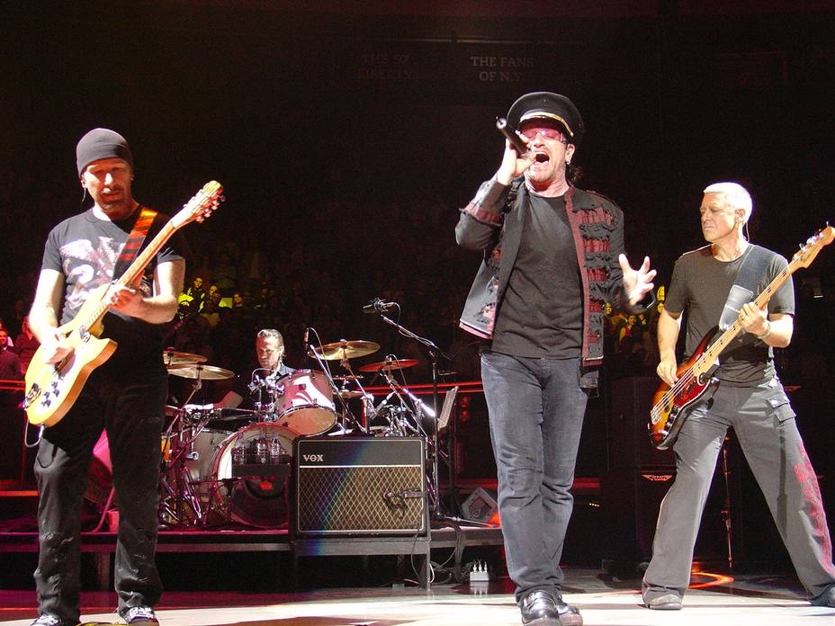 U2 en imagen de archivo