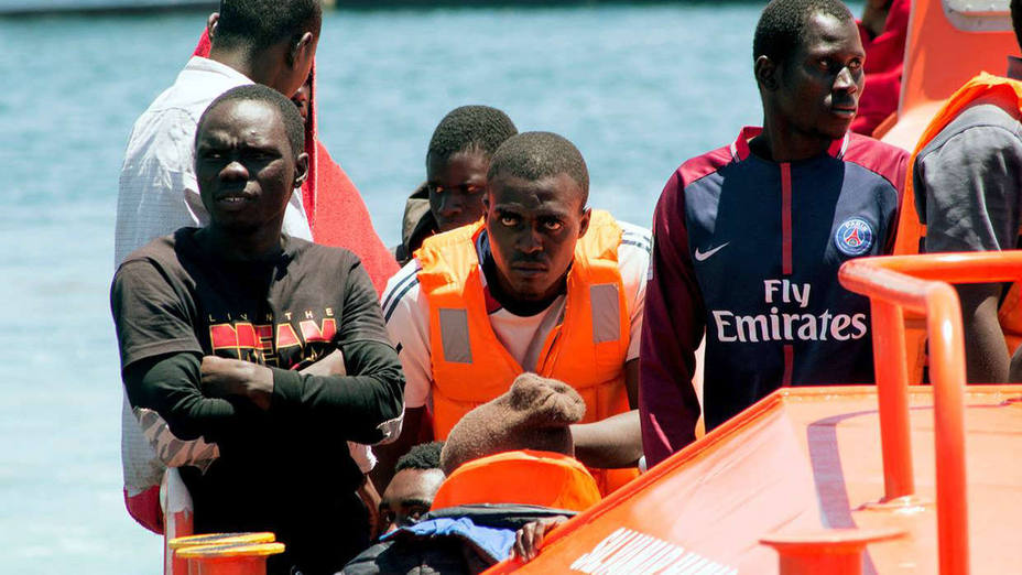 Cerca de 200 inmigrantes rescatados en aguas del Estrecho y de Alborán