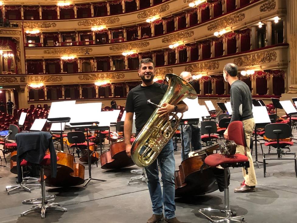 El músico gallego Miguel Franqueiro debuta con la Scala de Milán
