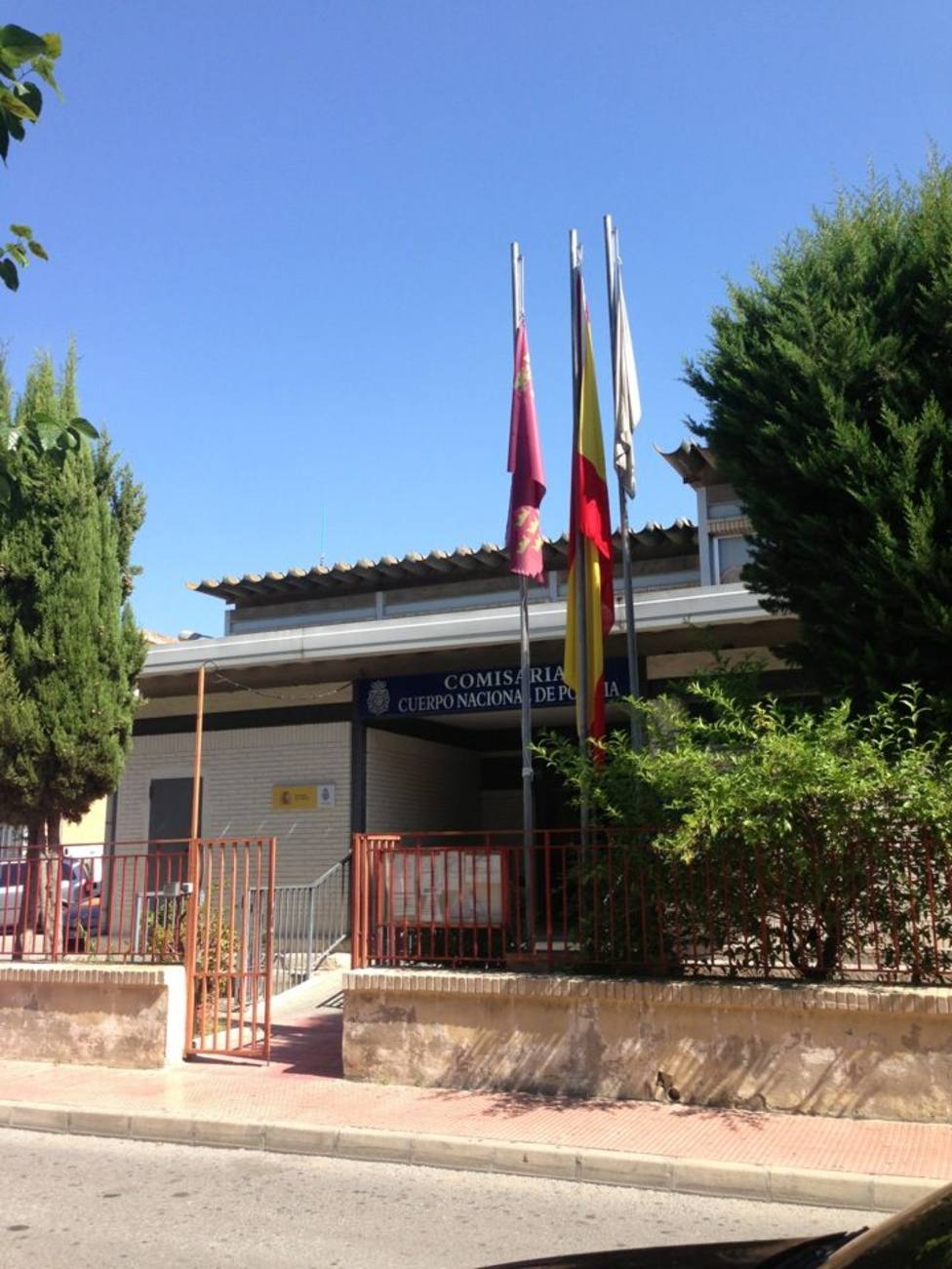Detenidos tres menores por robar presuntamente en un colegio de Molina durante las vacaciones
