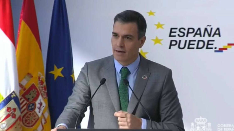 Sánchez anuncia un plan completo de vacunación que se presentará el próximo martes en Consejo de Ministros