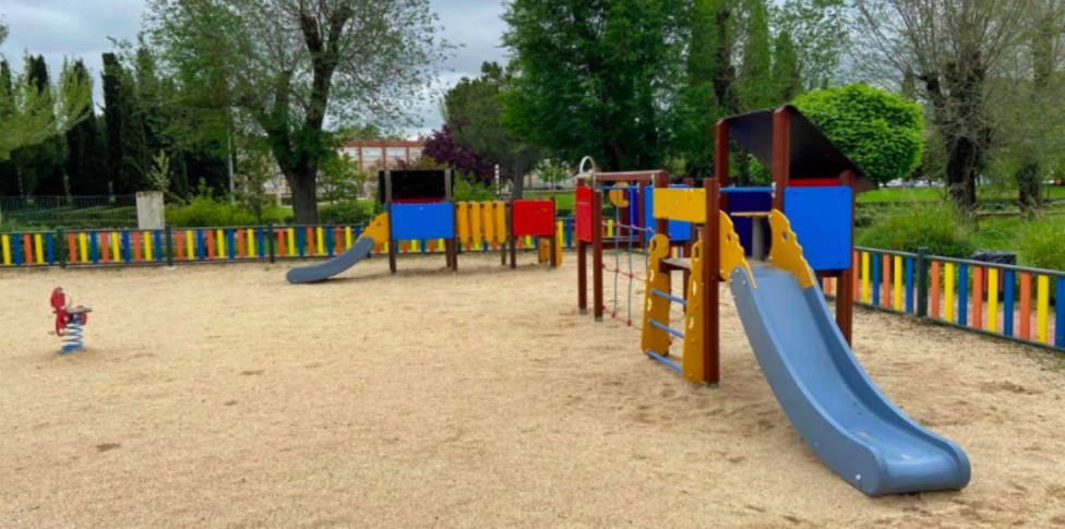 Mataró aplaza la decisión sobre la reapertura de los parques infantiles