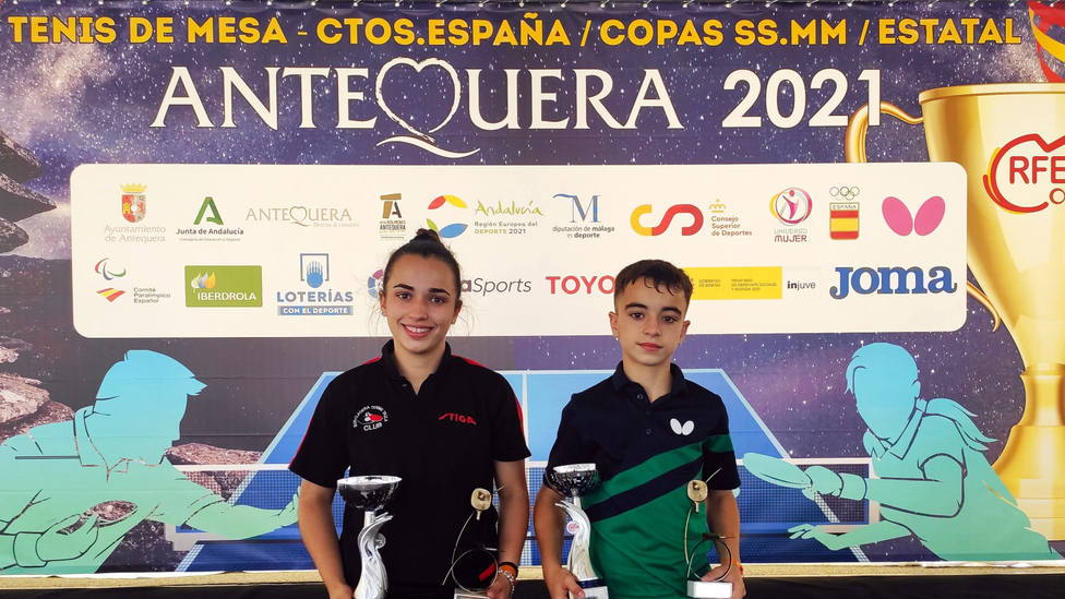 Los hermanos Rafa y Ana Pedregosa se proclaman subcampeones de España alevín y juvenil de tenis de mesa