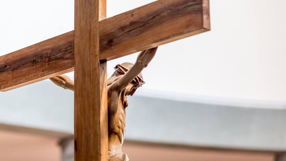 Meditación Viernes Santo: Hoy la humanidad entera descarga sus golpes sobre el cuerpo inocente de Jesucristo
