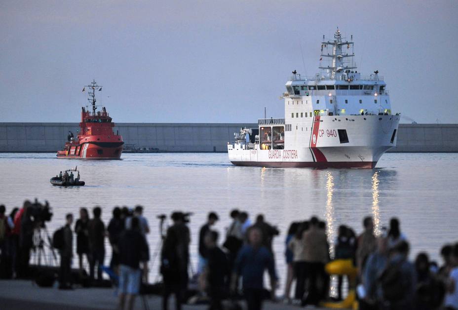 El Gobierno considera que España no es el puerto más seguro para el Aquarius