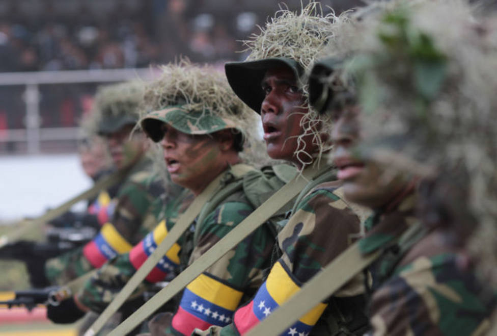 Ultimátum de 48 horas de Guaidó a los militares para ponerse del lado de la constitución