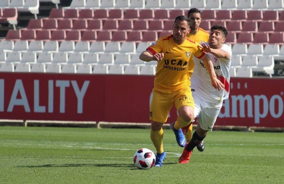 El Sevilla Atlético remonta al UCAM Murcia CF en la recta final (2-1)