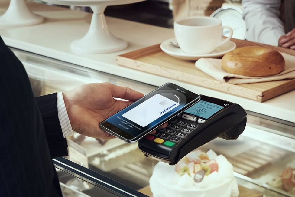 Los clientes de Kutxabank y Cajasur ya pueden acceder al sistema de pago con móvil de Samsung