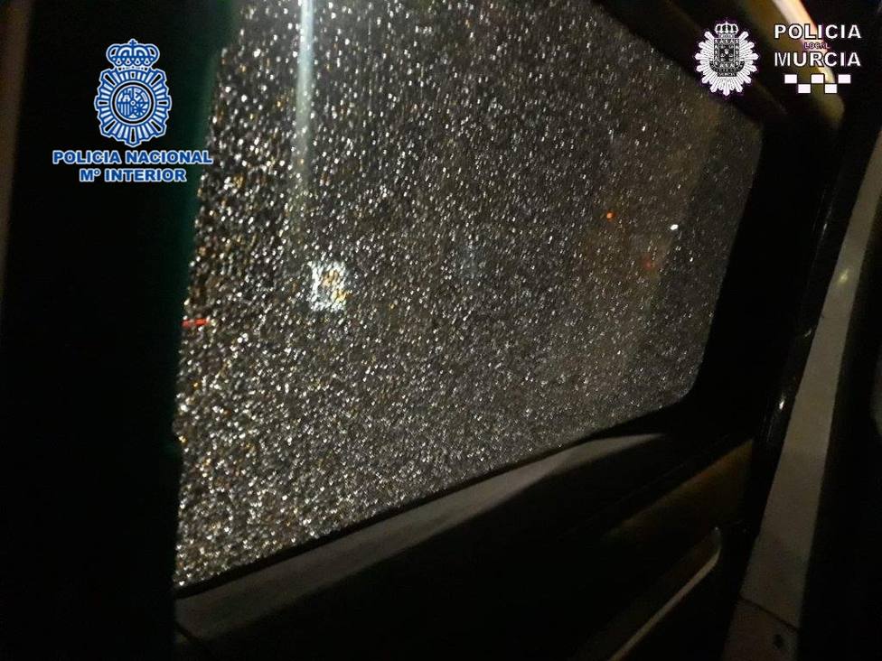 Detenido en Murcia joven disparó a coche patrulla con pistola aire comprimido