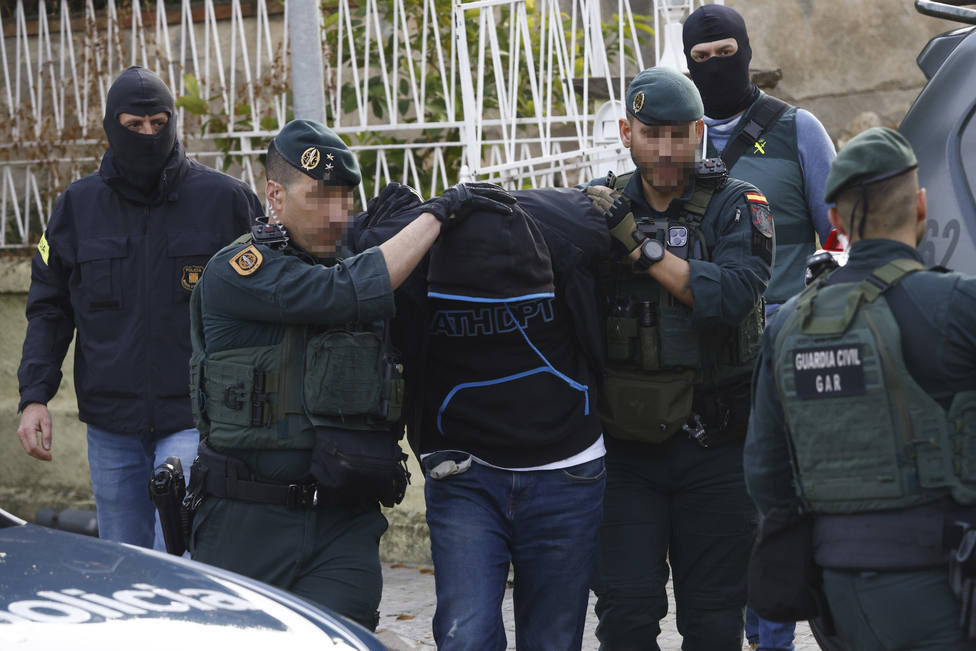 El menor detenido por terrorismo yihadista vivía entre Badajoz y Montellano (Sevilla)